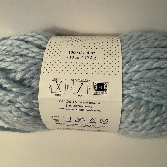 2 Skein Buttercream Luxe Craft Alpaca Yarn in Light Blue - Picture 3 of 4